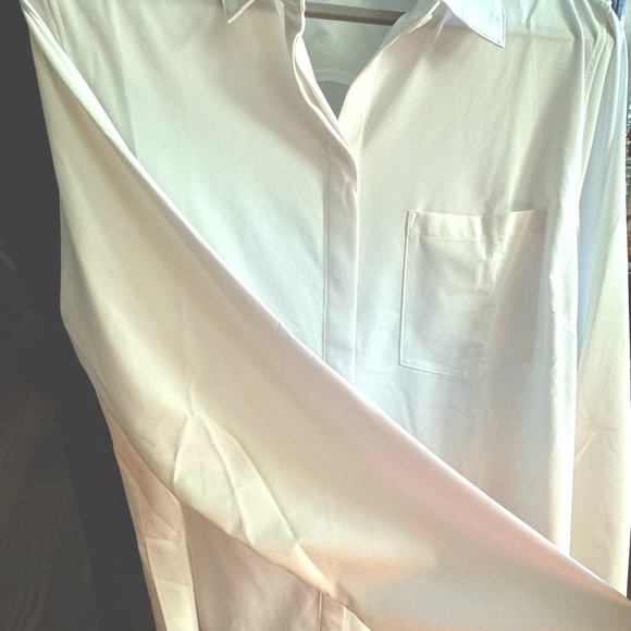 BOGO Athleta NEW LS white shirt. Bundle with black shirt. 2 for $55 - Picture 3 of 5
